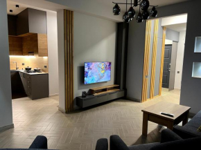 Modern Family Comfort: Yerevan/Wi-Fi, Balcony, AC